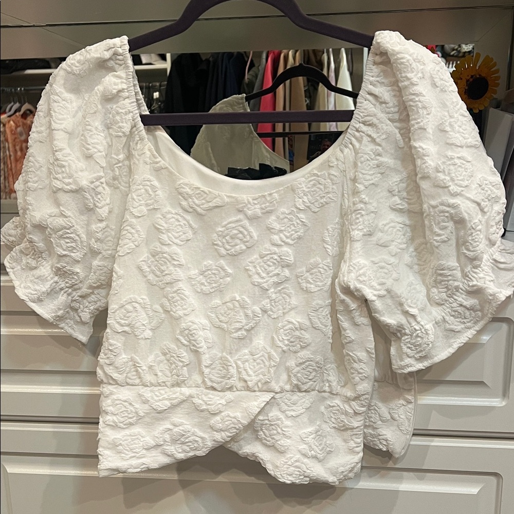 Chic White Floral Women's Blouse